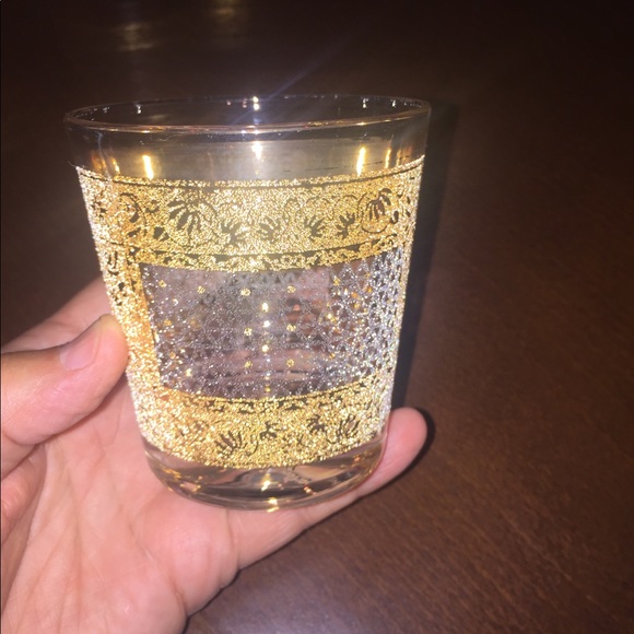 SOLD-Vintage Gold Leaf Whiskey Tumblers 6 - Picture 2 of 5
